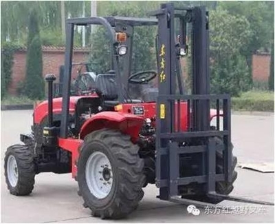 東方紅越野叉車 農(nóng)業(yè)生產(chǎn)裝卸搬運的多面手